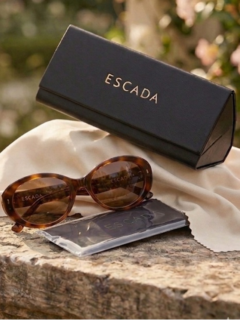 ESCADA- Vintage Honey Brown & Dark Brown Sunglasses WITH CASE!!